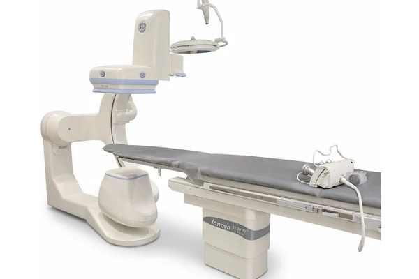 GE Innova 3100 IQ Plus, imagen de referencia